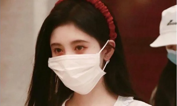 鞠婧祎戴口罩也被说心机,这届网友为何如此八卦?-第19张图片-百花生活百科知识分享 鞠婧祎戴口罩也被说心机,这届网友为何如此八卦?-第19张图片-百花生活百科知识分享