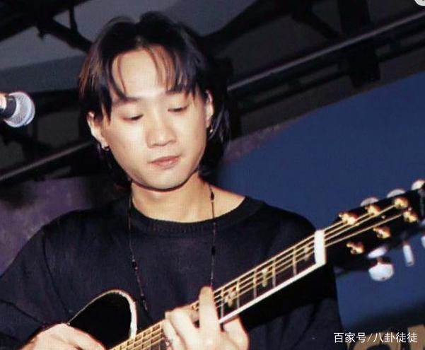 黄家驹的前女友和谁结婚了?黄家驹前女友叫什么名字-第1张图片-百花生活百科知识分享 黄家驹的前女友和谁结婚了?黄家驹前女友叫什么名字-第1张图片-百花生活百科知识分享