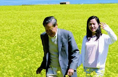 杨振宁老婆翁帆多少岁 翁帆和扬振宁结婚年龄的故事-第15张图片-百花生活百科知识分享 杨振宁老婆翁帆多少岁 翁帆和扬振宁结婚年龄的故事-第15张图片-百花生活百科知识分享