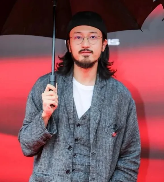 《医馆笑传1》里的王传君为什么被禁?王传君为什么不红了?-第13张图片-百花生活百科知识分享 《医馆笑传1》里的王传君为什么被禁?王传君为什么不红了?-第13张图片-百花生活百科知识分享