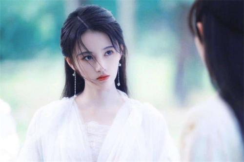 鞠婧祎戴口罩也被说心机,这届网友为何如此八卦?-第14张图片-百花生活百科知识分享 鞠婧祎戴口罩也被说心机,这届网友为何如此八卦?-第14张图片-百花生活百科知识分享