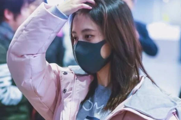 鞠婧祎戴口罩也被说心机,这届网友为何如此八卦?-第17张图片-百花生活百科知识分享 鞠婧祎戴口罩也被说心机,这届网友为何如此八卦?-第17张图片-百花生活百科知识分享