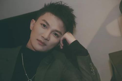 周深是男还是女歌手(周深的音乐之路与性别无关吗-)-第10张图片-百花生活百科知识分享 周深是男还是女歌手(周深的音乐之路与性别无关吗-)-第10张图片-百花生活百科知识分享