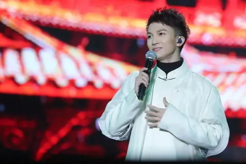 周深是男还是女歌手(周深的音乐之路与性别无关吗-)-第13张图片-百花生活百科知识分享 周深是男还是女歌手(周深的音乐之路与性别无关吗-)-第13张图片-百花生活百科知识分享