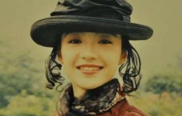 陈慧娴的《千千阙歌》好在哪里?陈慧娴的千千阙歌到底是什么啊?-第3张图片-百花生活百科知识分享 陈慧娴的《千千阙歌》好在哪里?陈慧娴的千千阙歌到底是什么啊?-第3张图片-百花生活百科知识分享