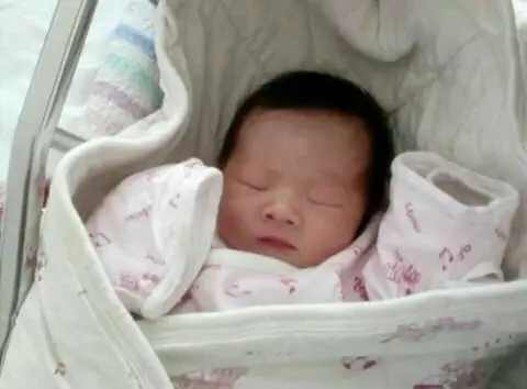 新生儿听力筛查怎么做?新生儿听力障碍怎么办?新生儿听力筛查原理?-第13张图片-百花生活百科知识分享 新生儿听力筛查怎么做?新生儿听力障碍怎么办?新生儿听力筛查原理?-第13张图片-百花生活百科知识分享