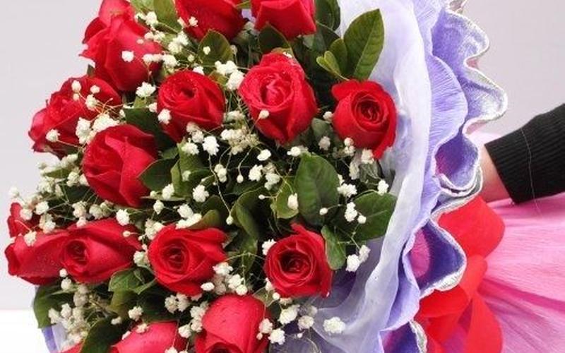19朵玫瑰代表什么-第1张图片-百花生活百科知识分享