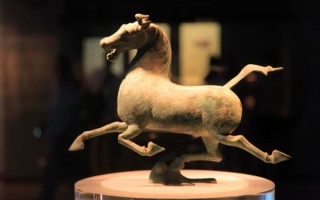 马踏飞燕背后的意义(马踏飞燕作者意义？)