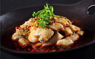 口水鸡是哪里的菜 口水鸡的来历(口水鸡是什么地方的菜)