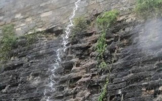 北京太庙上演龙吐水景观