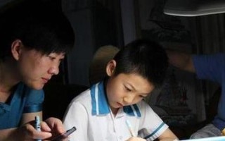 帮自己儿子打出来行吗