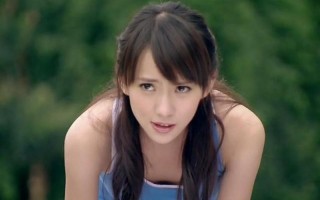 爱情公寓3女服务员