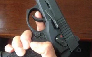 一个洞两杆枪进不去吗