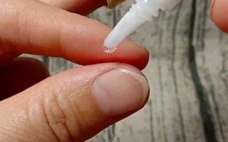 502胶水怎么去除 手上