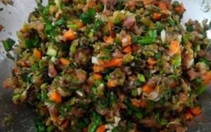 彩色的饺子皮是怎么做(彩色金鱼饺子皮怎么做)