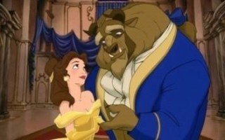 美女和野兽是什么电影(你还看过哪些关于美女与野兽的电影？)